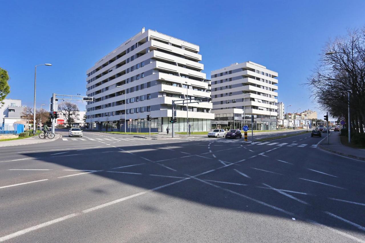 Apartments Luna With Free Parking Задар Екстериор снимка