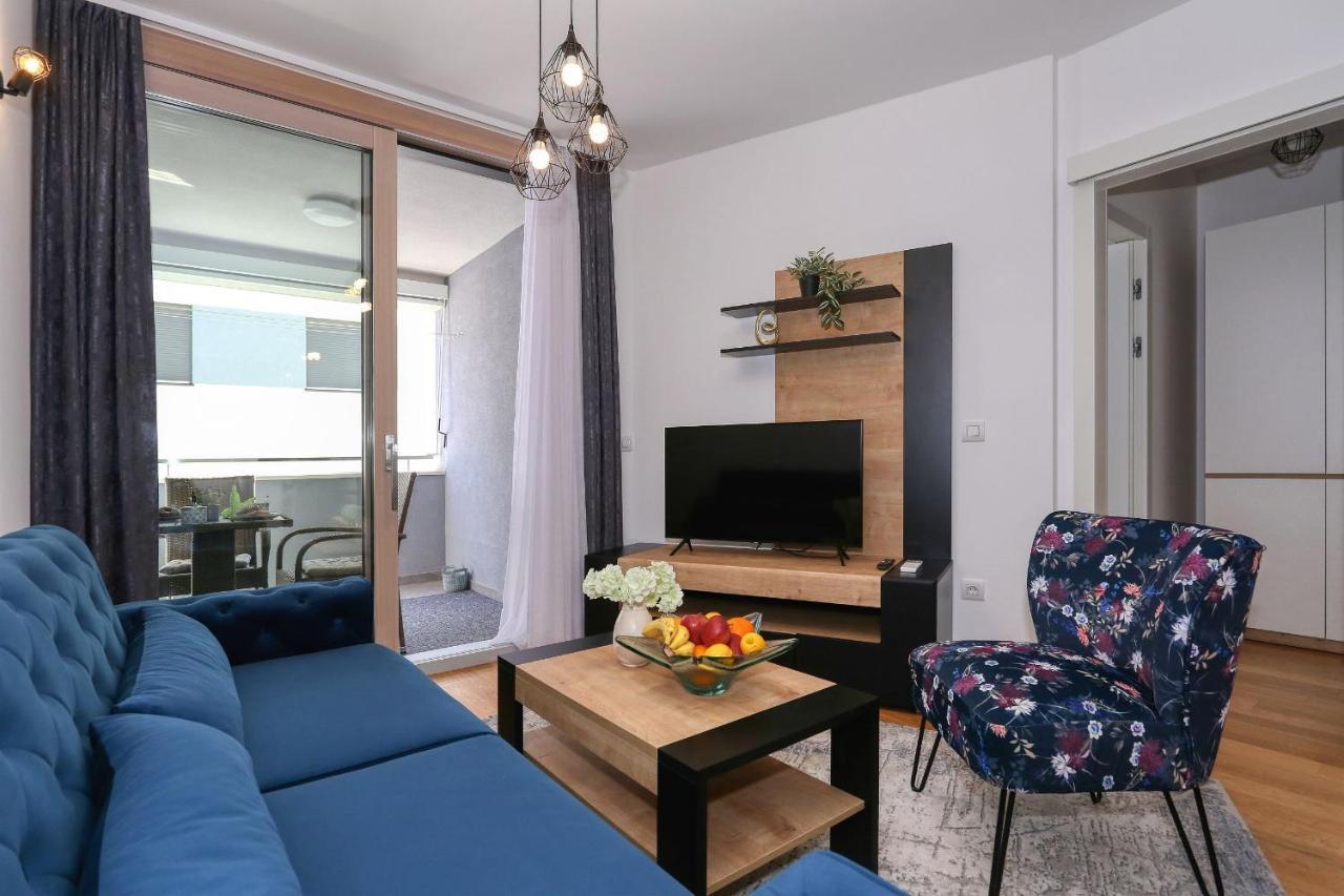 Apartments Luna With Free Parking Задар Екстериор снимка